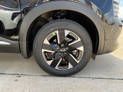 2026 Nissan Kicks - Photo 16