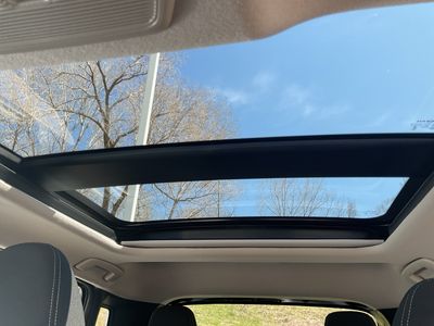 2026 Nissan Kicks - Photo 24