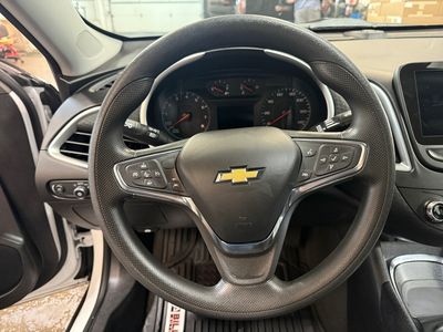 2024 Chevrolet Malibu - Photo 15