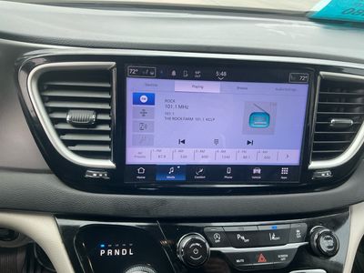 2024 Chrysler Pacifica - Photo 11