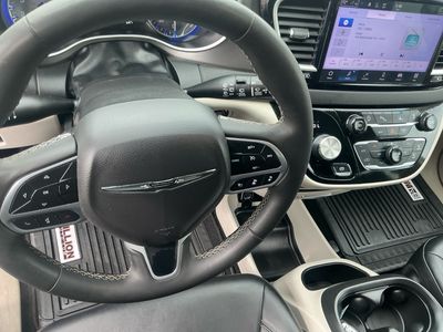 2024 Chrysler Pacifica - Photo 14
