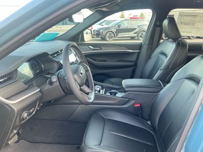 2026 Jeep Grand Cherokee L — photo 10 view