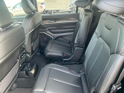 2026 Jeep Grand Cherokee L — photo 17 view