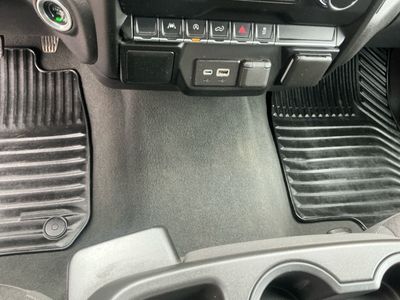 2023 Chevrolet Silverado 1500 - Photo 12
