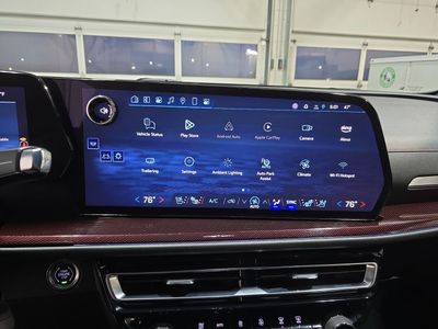 2025 Chevrolet Traverse - Photo 11
