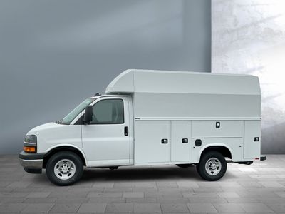 2025 Chevrolet Express Commercial Cutaway - Photo 5