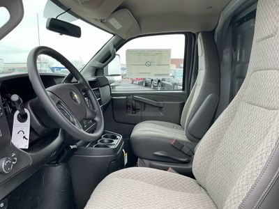 2025 Chevrolet Express Commercial Cutaway - Photo 13
