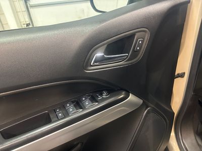 2022 Chevrolet Colorado - Photo 20