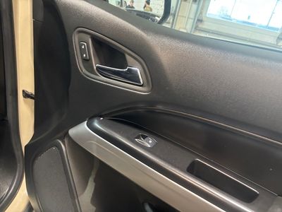 2022 Chevrolet Colorado - Photo 21