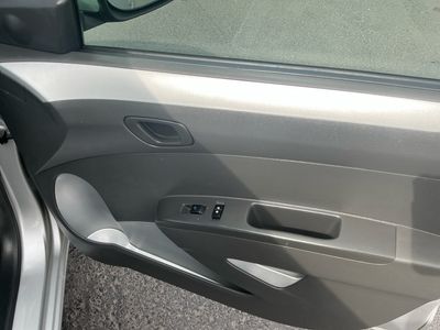 2014 Chevrolet Spark - Photo 21