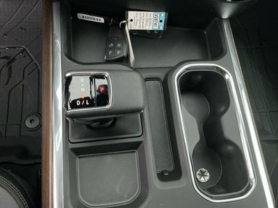 2026 Chevrolet Silverado 1500 - Photo 13