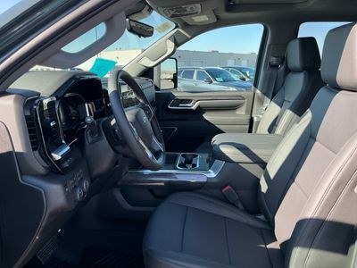 2026 Chevrolet Silverado 3500HD - Photo 10
