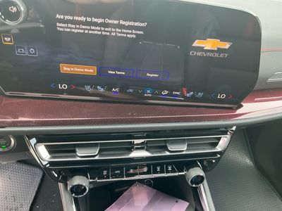 2026 Chevrolet Traverse - Photo 12