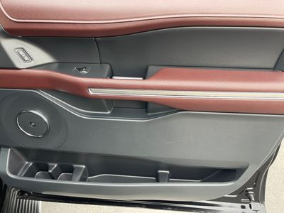2022 Ford Expedition - Photo 7