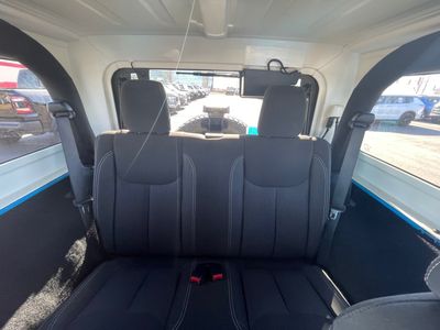 2017 Jeep Wrangler - Photo 13
