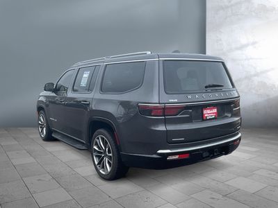 2022 Jeep Wagoneer - Photo 4