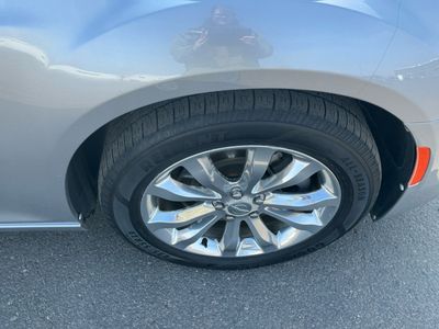 2016 Chrysler 300 - Photo 22