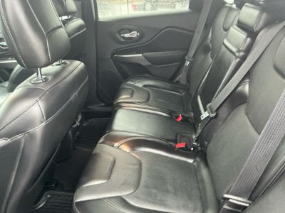 2019 Jeep Cherokee - Photo 16