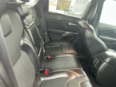 2019 Jeep Cherokee - Photo 18