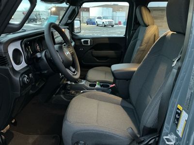 2026 Jeep Wrangler - Photo 10