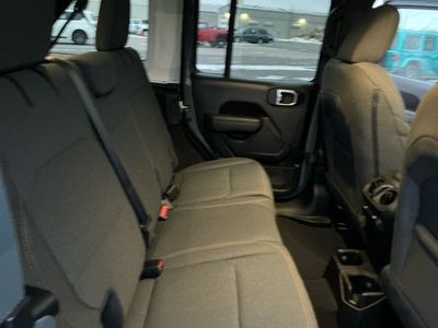 2026 Jeep Wrangler - Photo 19