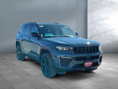 2026 Jeep Grand Cherokee — photo 8 view