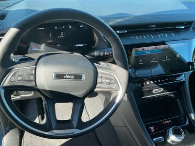 2026 Jeep Grand Cherokee — photo 15 view