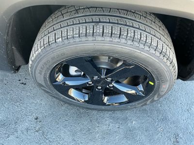 2026 Jeep Grand Cherokee — photo 22 view