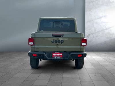 2026 Jeep Gladiator — detail view