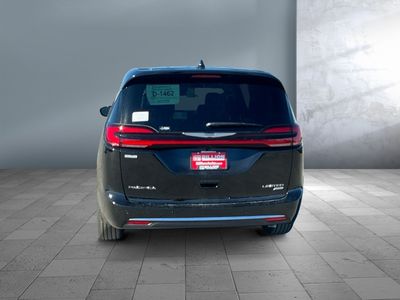 2026 Chrysler Pacifica — detail view