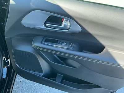 2026 Chrysler Pacifica — photo 21 view