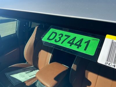 2026 Chrysler Pacifica — photo 9 view