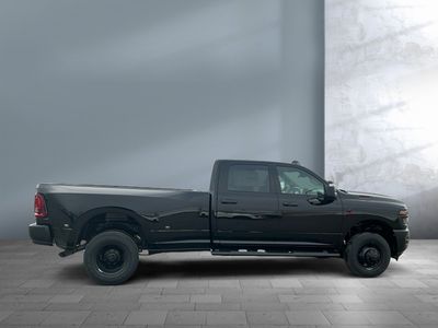 2026 Ram 3500 — photo 7 view