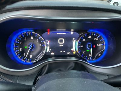2026 Chrysler Pacifica — photo 11 view