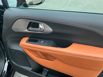 2026 Chrysler Pacifica — photo 21 view