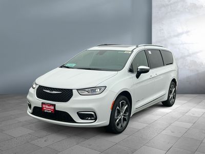 2026 Chrysler Pacifica — front three-quarter view