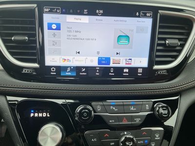 2026 Chrysler Pacifica — photo 12 view