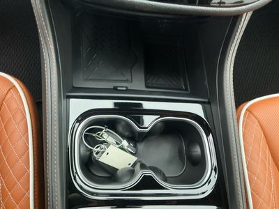 2026 Chrysler Pacifica — photo 13 view