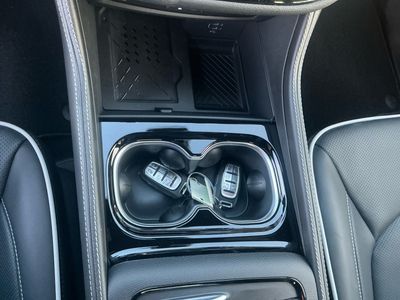 2026 Chrysler Pacifica — photo 13 view