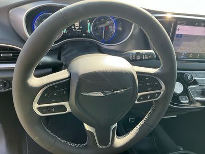 2026 Chrysler Voyager — photo 14 view