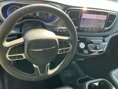2026 Chrysler Voyager — photo 15 view
