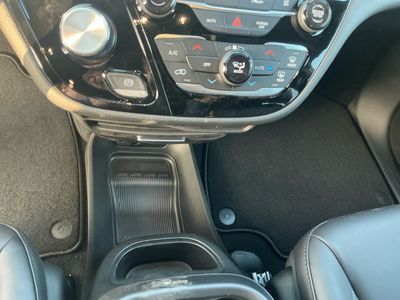 2026 Chrysler Pacifica — photo 13 view