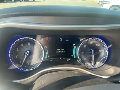 2026 Chrysler Pacifica — photo 11 view