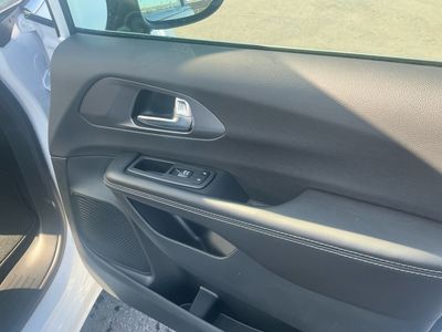 2026 Chrysler Pacifica — photo 21 view