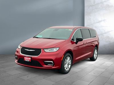 2026 Chrysler Pacifica — front three-quarter view
