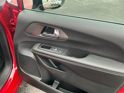 2026 Chrysler Pacifica — photo 21 view