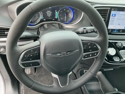 2026 Chrysler Voyager — photo 14 view