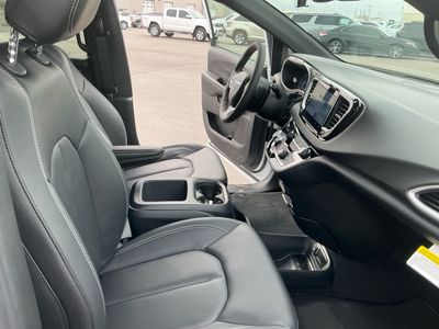 2026 Chrysler Voyager — photo 20 view