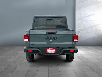 2026 Jeep Gladiator — detail view