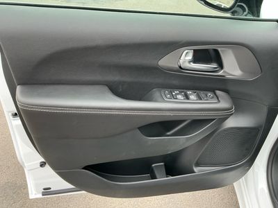 2026 Chrysler Voyager — photo 16 view